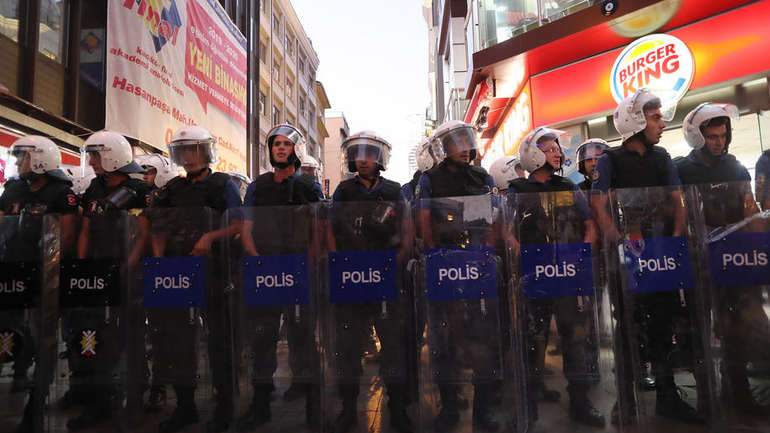 Turska: Otpušteno više od 30.000 policajaca